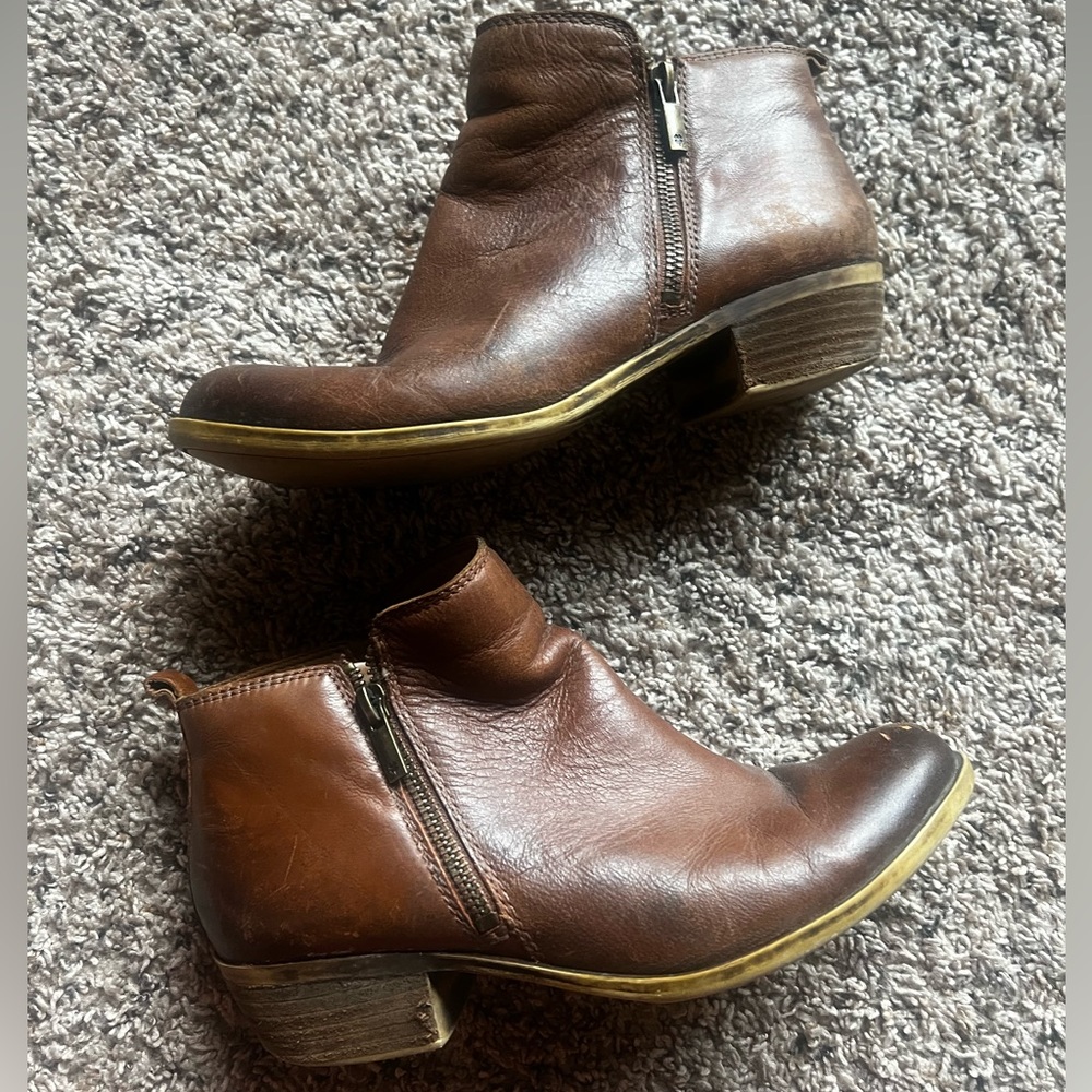 Lucky Brand size 9 ankle boots